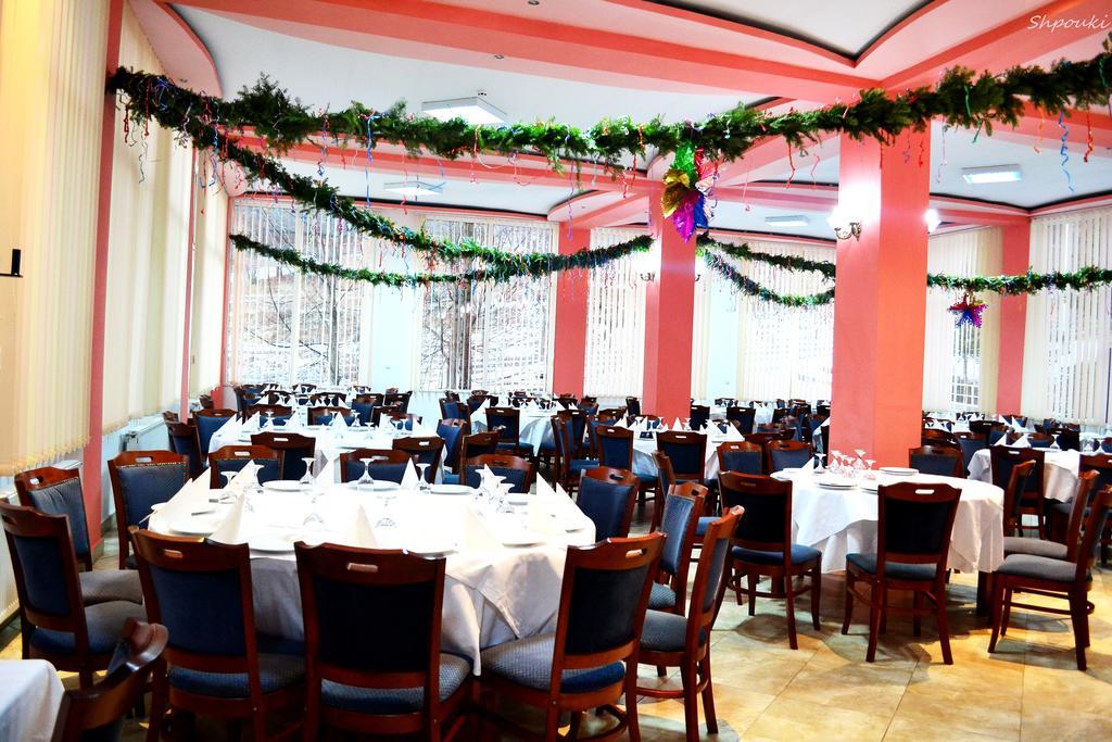 Hotel Bradul Durau Extérieur photo