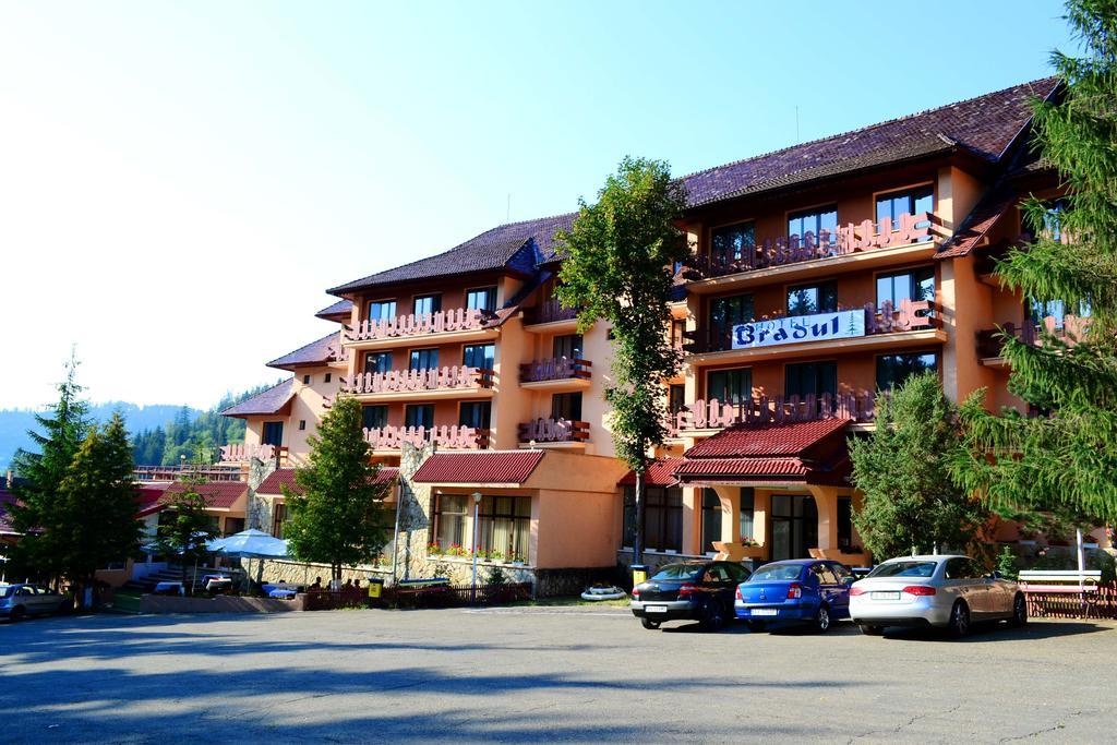Hotel Bradul Durau Extérieur photo